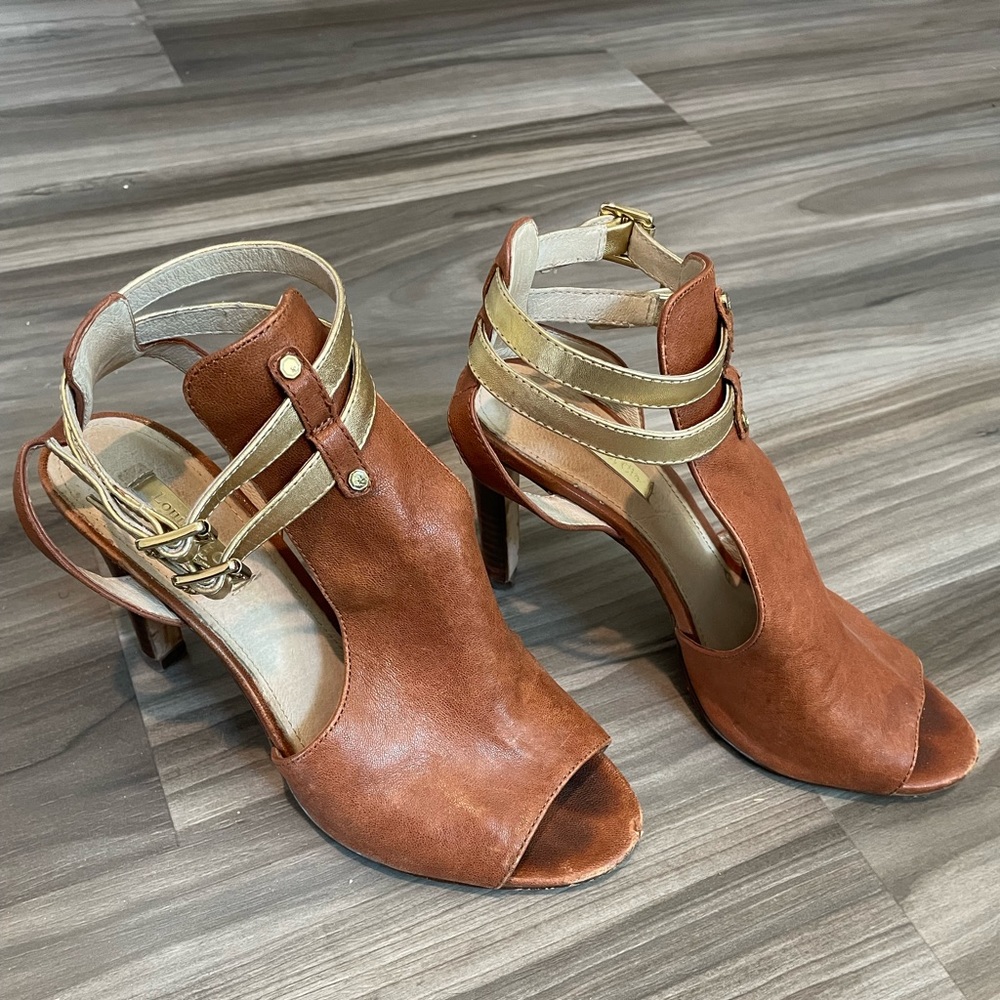 Stunning Cognac & Gold Strappy Peep-Toe Heels
